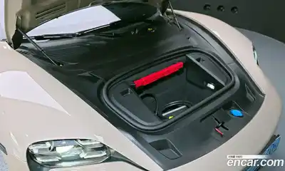 Porsche Taycan 2021 0.1 Автомат в Москве № 136801, миниатюра 9