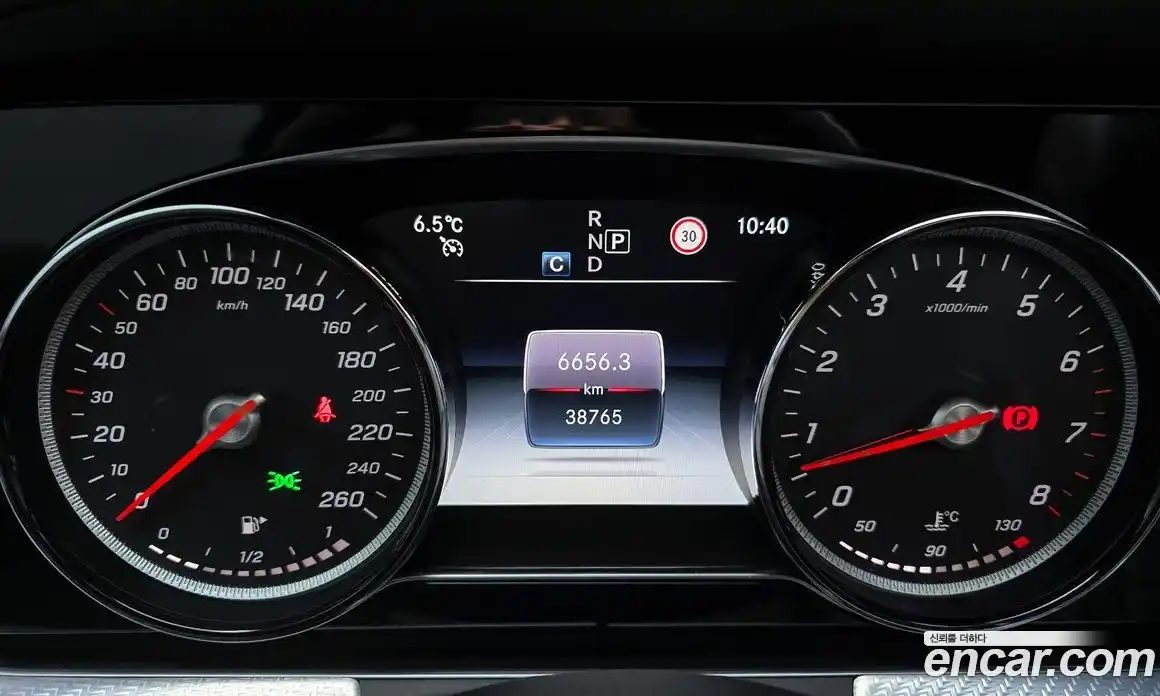 Mercedes-Benz E-Class 2020 2.0 Автомат в Москве № 139540, фото 11