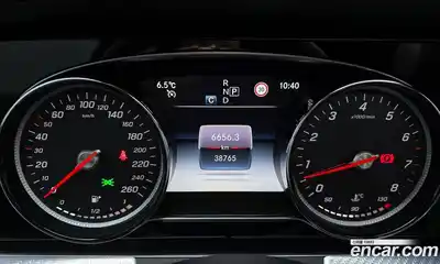 Mercedes-Benz E-Class 2020 2.0 Автомат в Москве № 139540, миниатюра 11