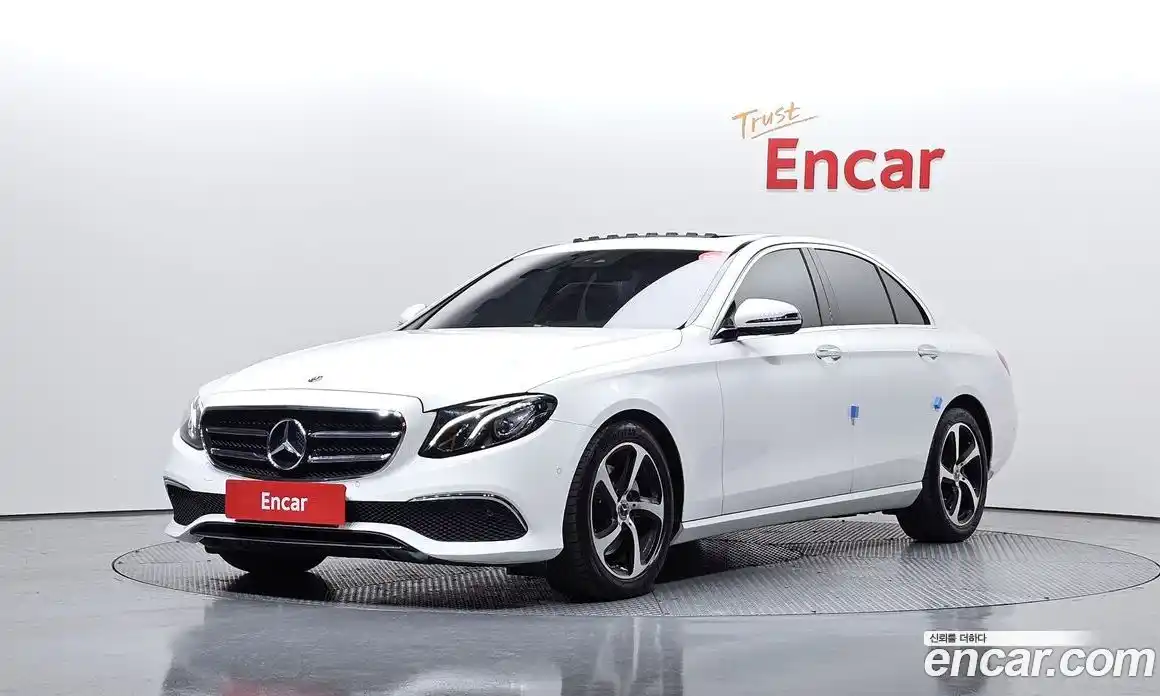 Mercedes-Benz E-Class 2020 2.0 Автомат в Москве № 139540, фото 7