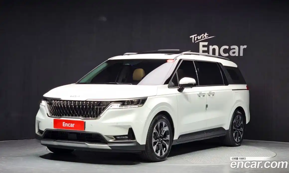 Kia Canival 2023 2.2 Автомат в Москве № 14178, фото 6