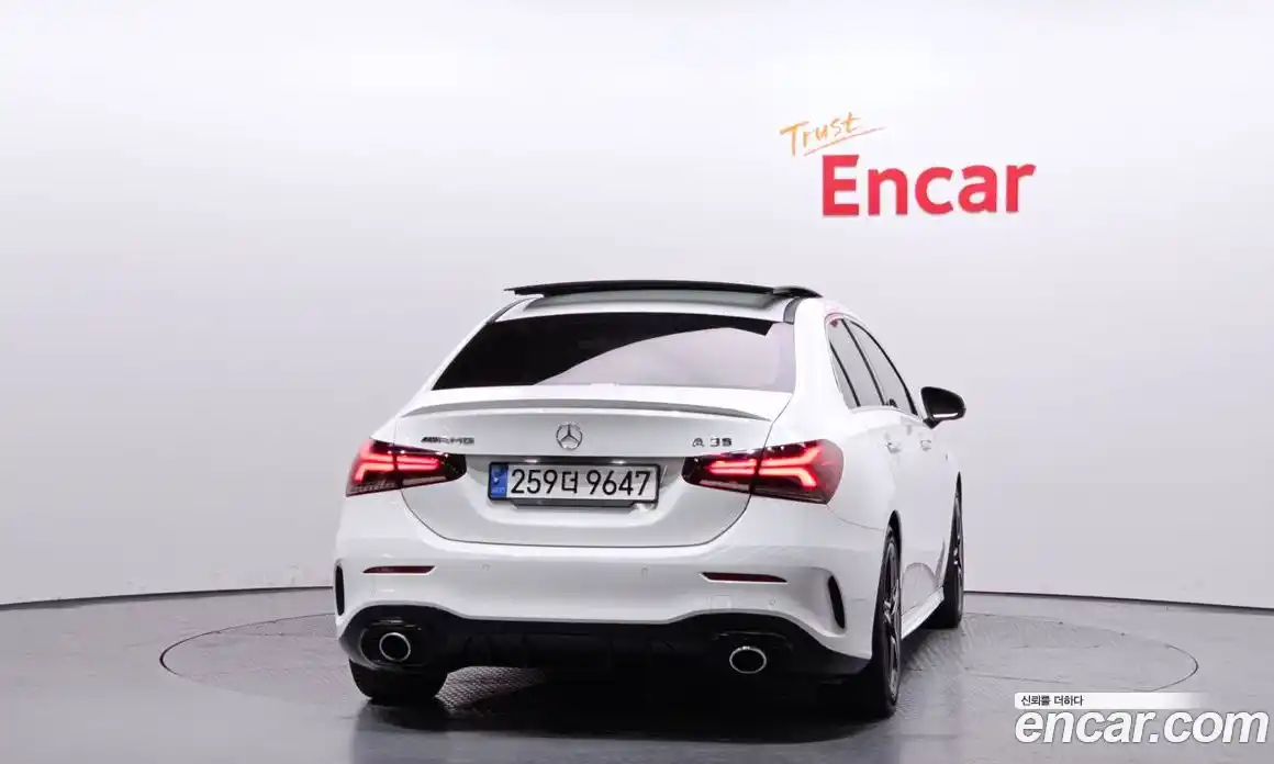 Mercedes-Benz A-Class 2021 2.0 Автомат в Москве № 143456, фото 11