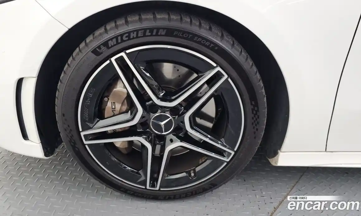 Mercedes-Benz A-Class 2021 2.0 Автомат в Москве № 143456, фото 17