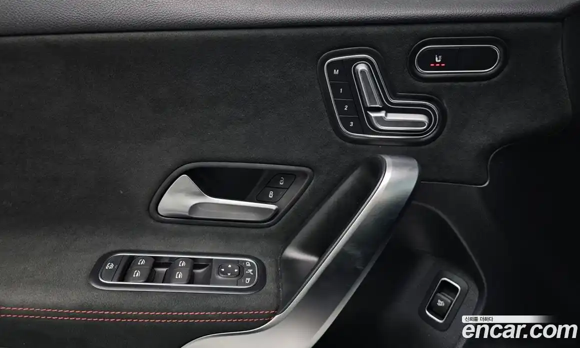 Mercedes-Benz A-Class 2021 2.0 Автомат в Москве № 143456, фото 18