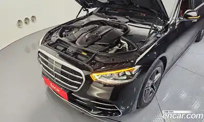 Mercedes-Benz S-Class 2022 2.9 Автомат в Москве № 143612, миниатюра 2