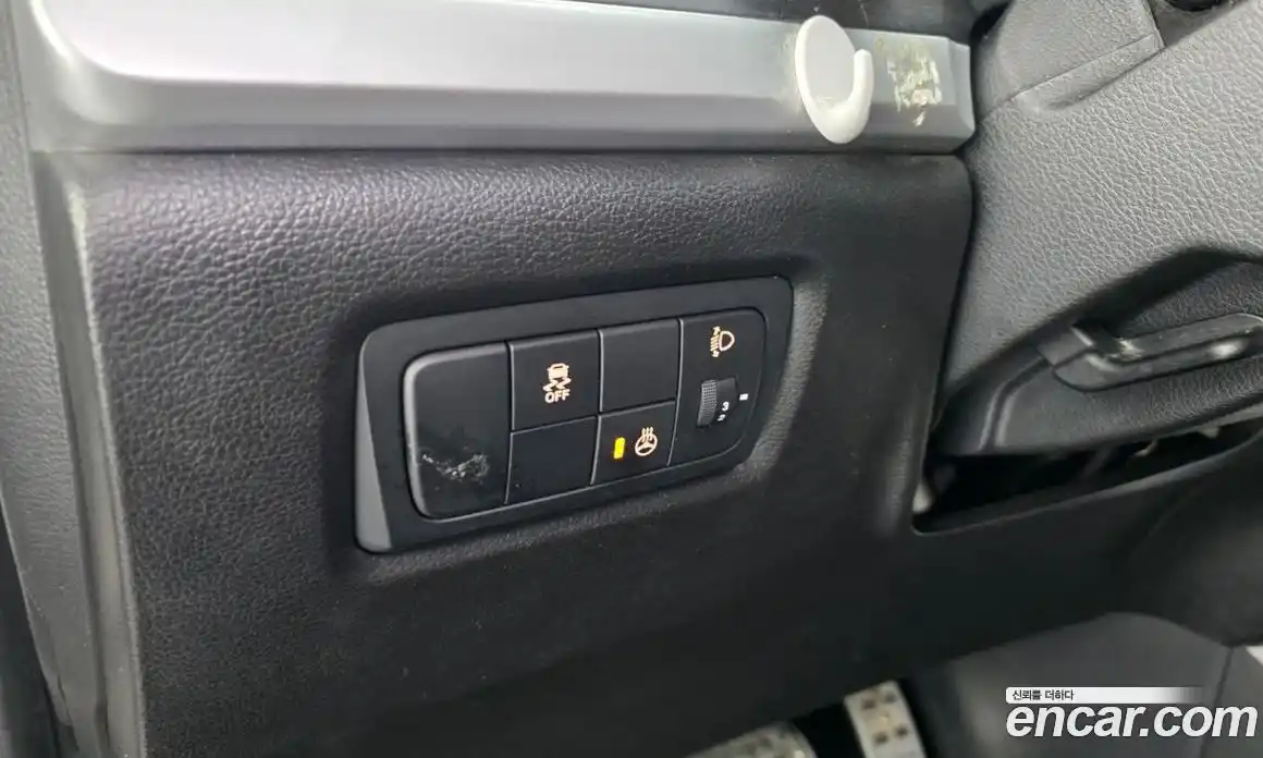 SsangYong Korando 2015 2.0 Автомат в Москве № 147037, фото 13