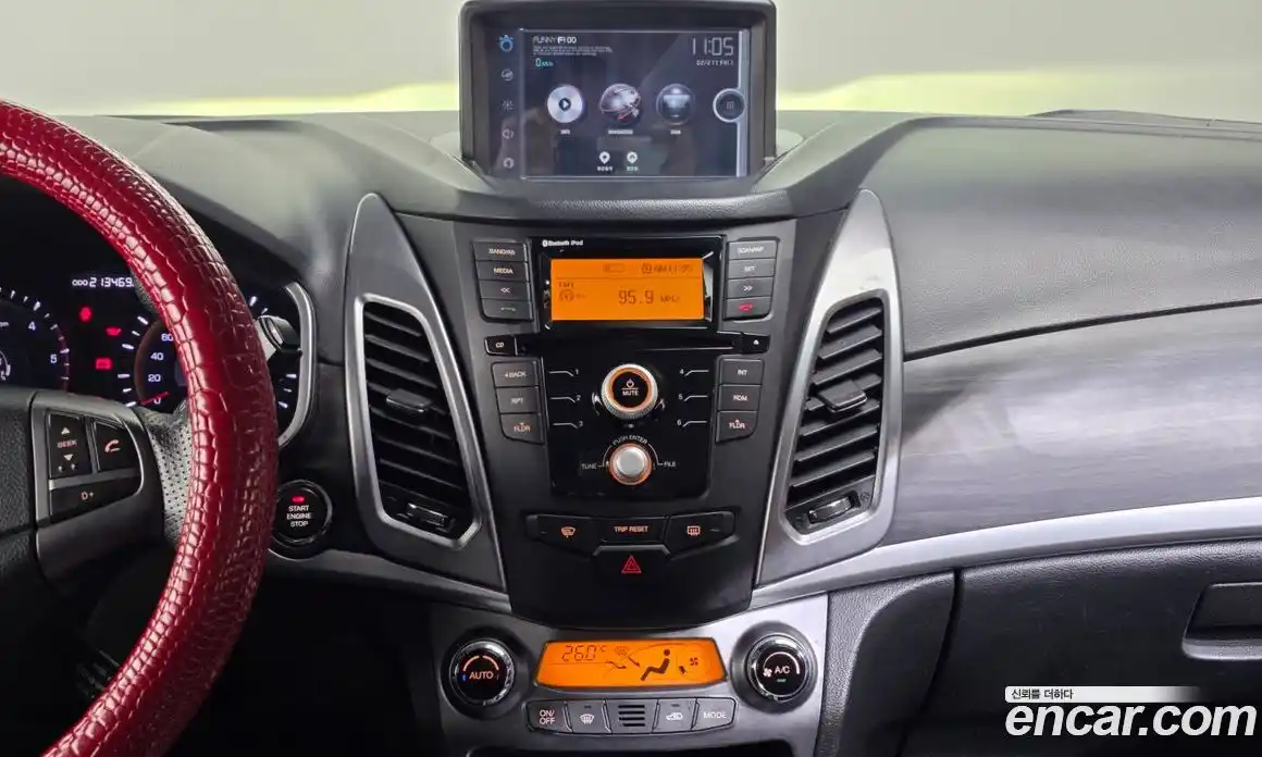 SsangYong Korando 2015 2.0 Автомат в Москве № 147037, фото 4