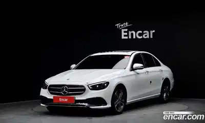 Mercedes-Benz E-Class 2021 2.0 Автомат в Москве № 150842, миниатюра 2