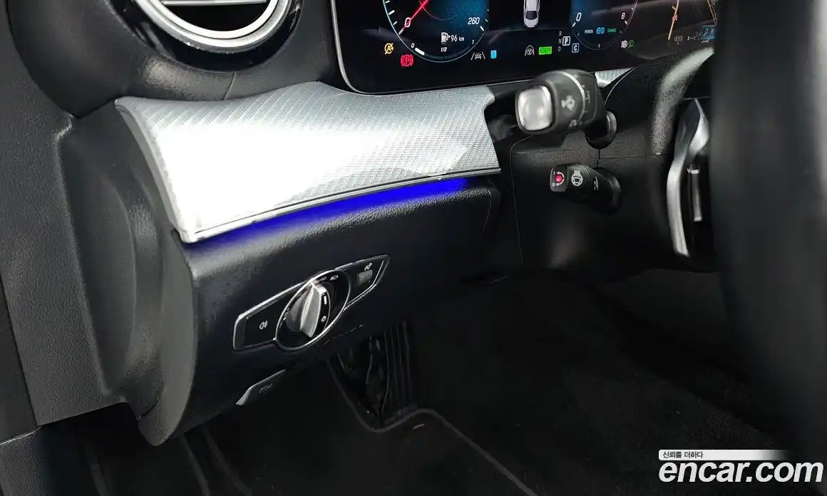 Mercedes-Benz E-Class 2021 2.0 Автомат в Москве № 150842, фото 5