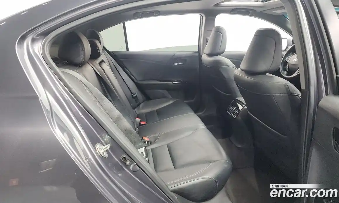 Honda Accord 2017 2.4 Автомат в Москве № 151532, фото 16