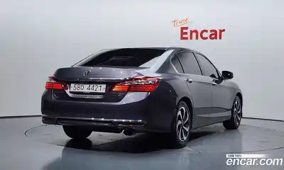 Honda Accord 2017 2.4 Автомат в Москве № 151532, миниатюра 2