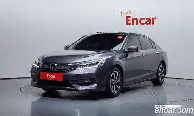 Honda Accord 2017 2.4 Автомат в Москве № 151532, миниатюра 6
