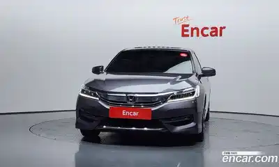 Honda Accord 2017 2.4 Автомат в Москве № 151532, миниатюра 9