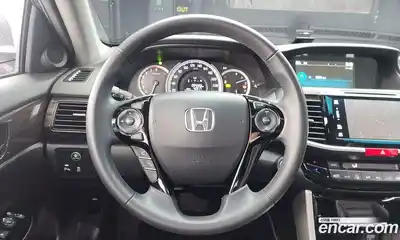 Honda Accord 2017 2.4 Автомат в Москве № 151532, миниатюра 10