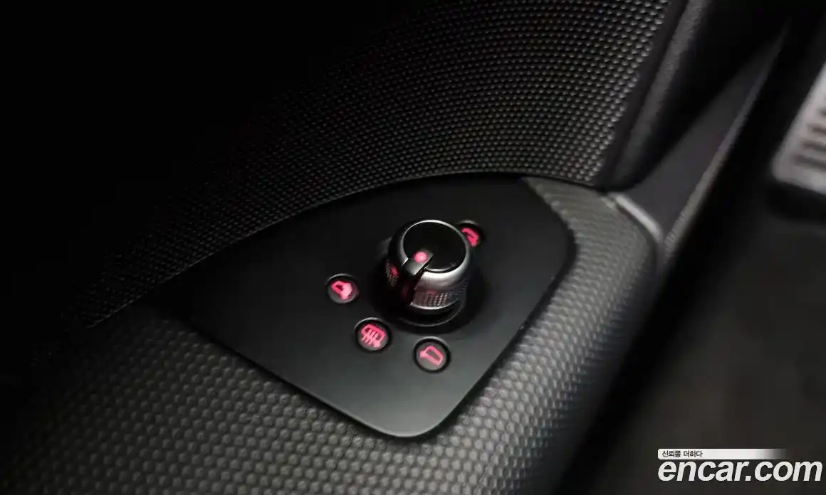 Audi TT 2014 2.0 Автомат в Москве № 157532, фото 19