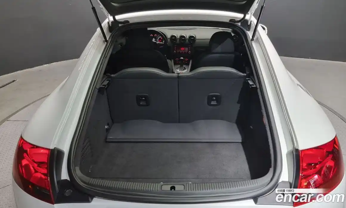 Audi TT 2014 2.0 Автомат в Москве № 157532, фото 5