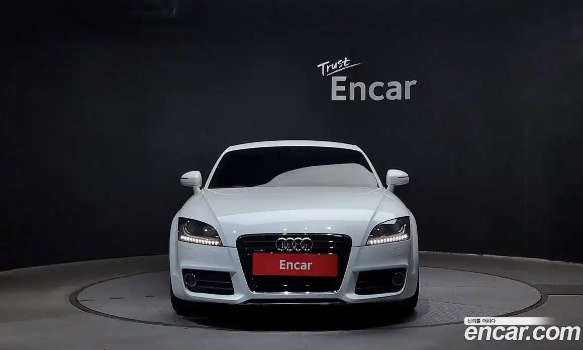 Audi TT 2014 2.0 Автомат в Москве № 157532, фото 10