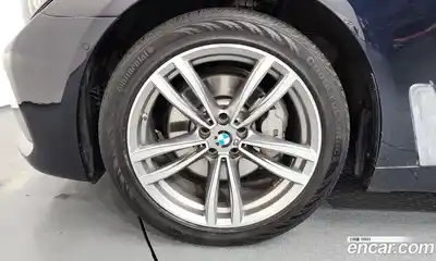 BMW 7-Series 2018 3.0 Автомат в Москве № 159456, миниатюра 2