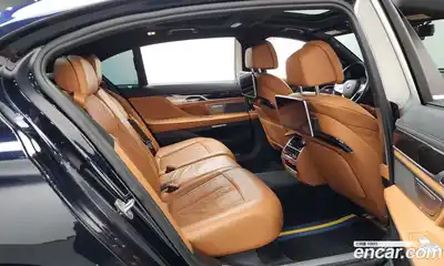 BMW 7-Series 2018 3.0 Автомат в Москве № 159456, миниатюра 10