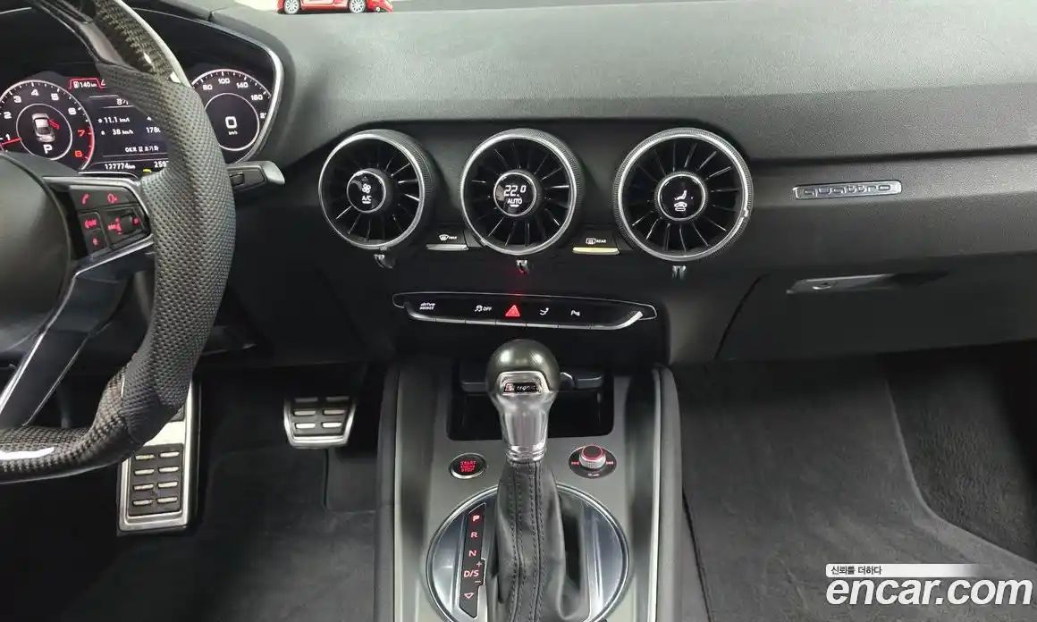 Audi TT 2016 2.0 Автомат в Москве № 159727, фото 15