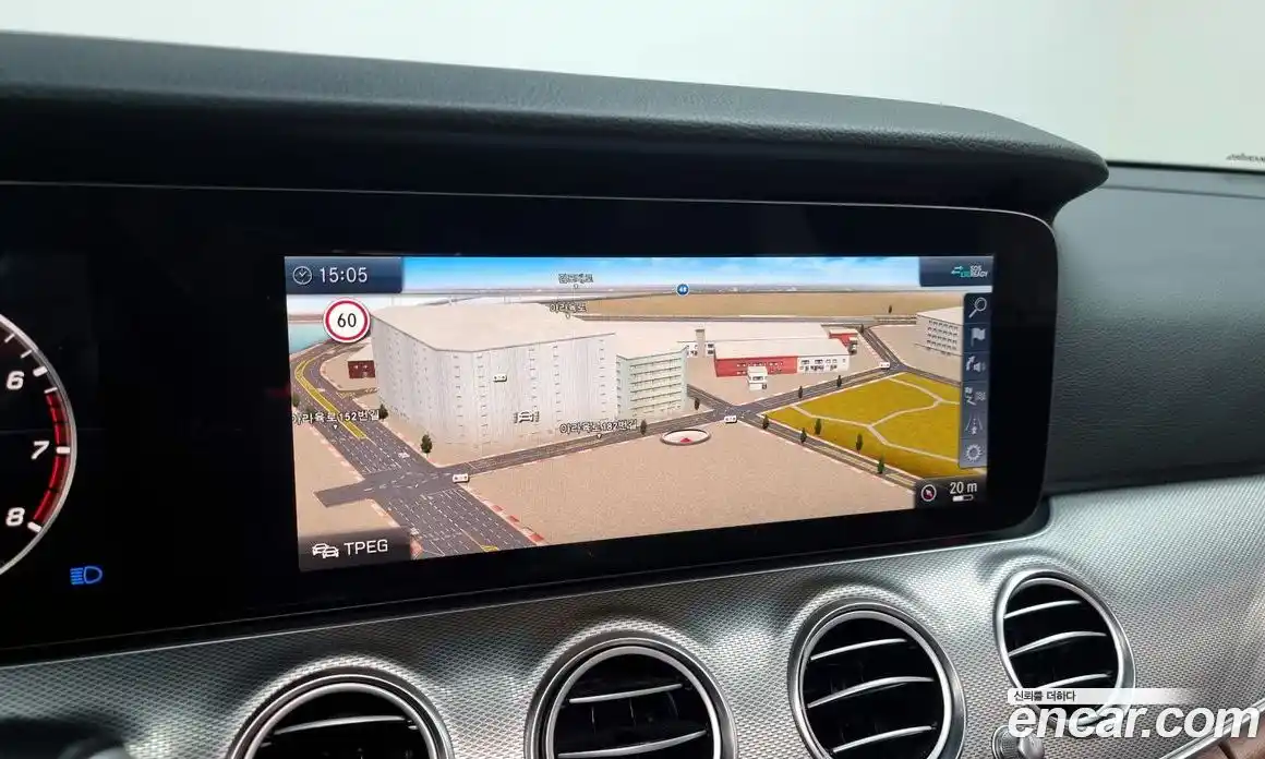 Mercedes-Benz E-Class 2020 2.0 Автомат в Москве № 160634, фото 11