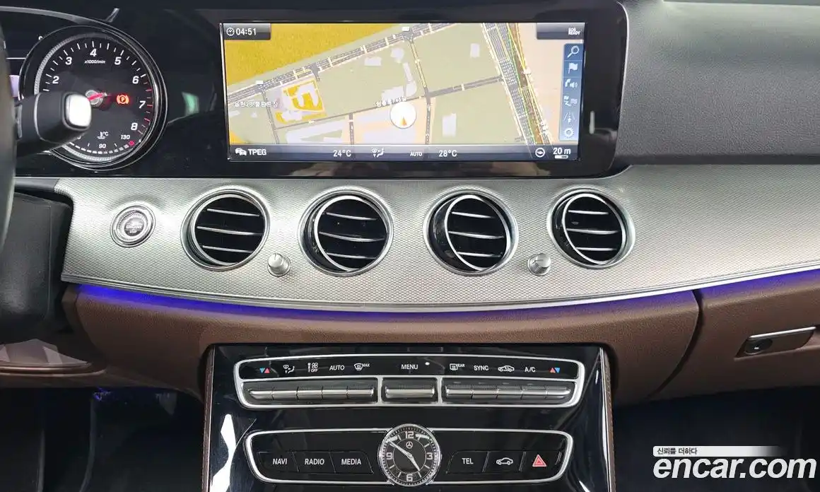 Mercedes-Benz E-Class 2019 2.0 Автомат в Москве № 160921, фото 20