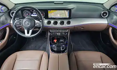 Mercedes-Benz E-Class 2019 2.0 Автомат в Москве № 160921, миниатюра 4