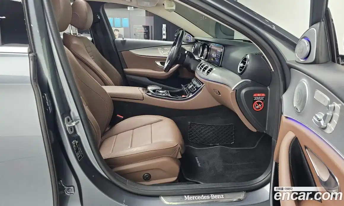 Mercedes-Benz E-Class 2019 2.0 Автомат в Москве № 160921, фото 6