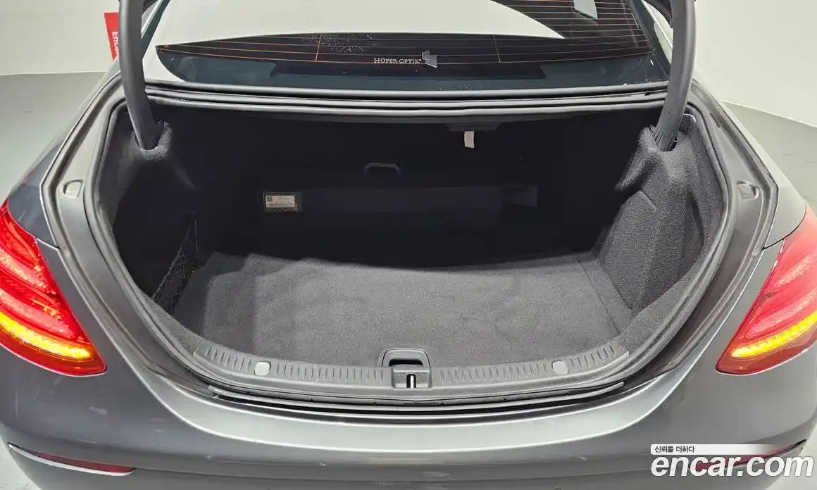 Mercedes-Benz E-Class 2019 2.0 Автомат в Москве № 160921, фото 7