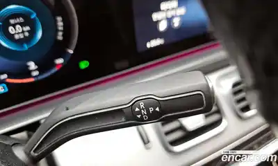 Mercedes-Benz GLE-Class 2021 1.9 Автомат в Москве № 161881, миниатюра 2