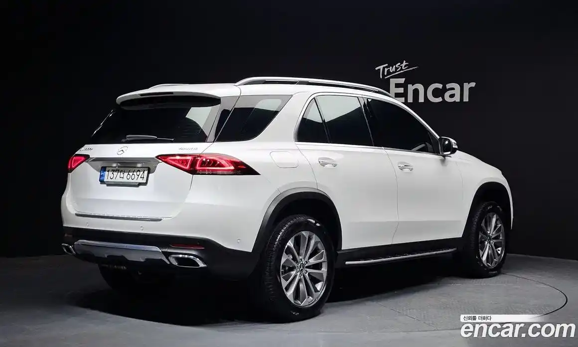 Mercedes-Benz GLE-Class 2021 1.9 Автомат в Москве № 161881, фото 3