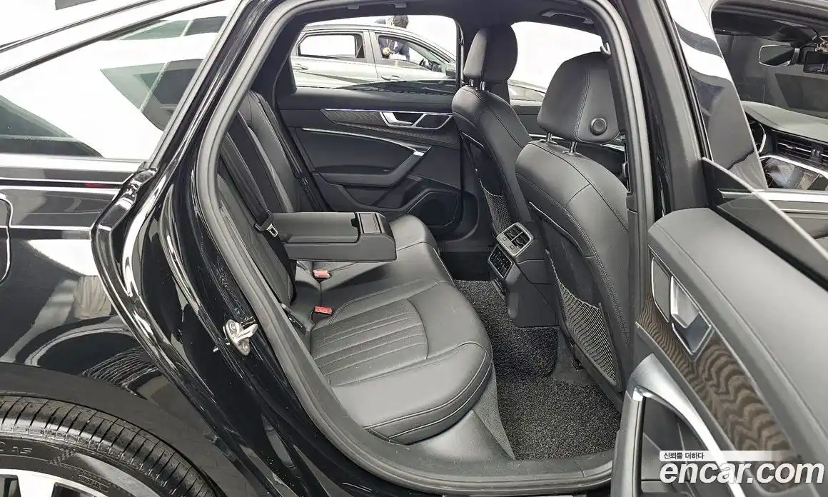 Audi A6 2021 2.0 Автомат в Москве № 162359, фото 11