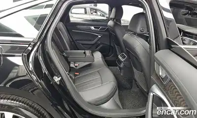 Audi A6 2021 2.0 Автомат в Москве № 162359, миниатюра 11