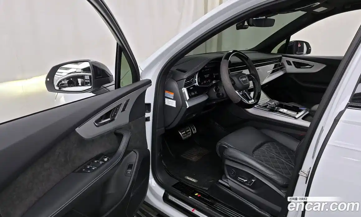 Audi Q7 2022 3.0 Автомат в Москве № 162971, фото 3