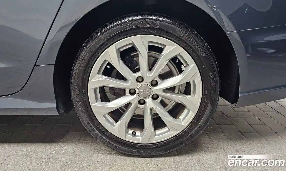 Audi A6 2016 2.0 Автомат в Москве № 163207, фото 9