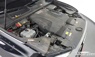 Audi Q8 2021 3.0 Автомат в Москве № 163712, миниатюра 5