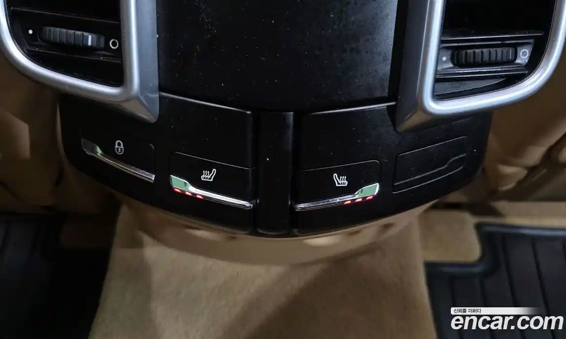 Porsche Cayenne 2017 3.0 Автомат в Москве № 165656, фото 13