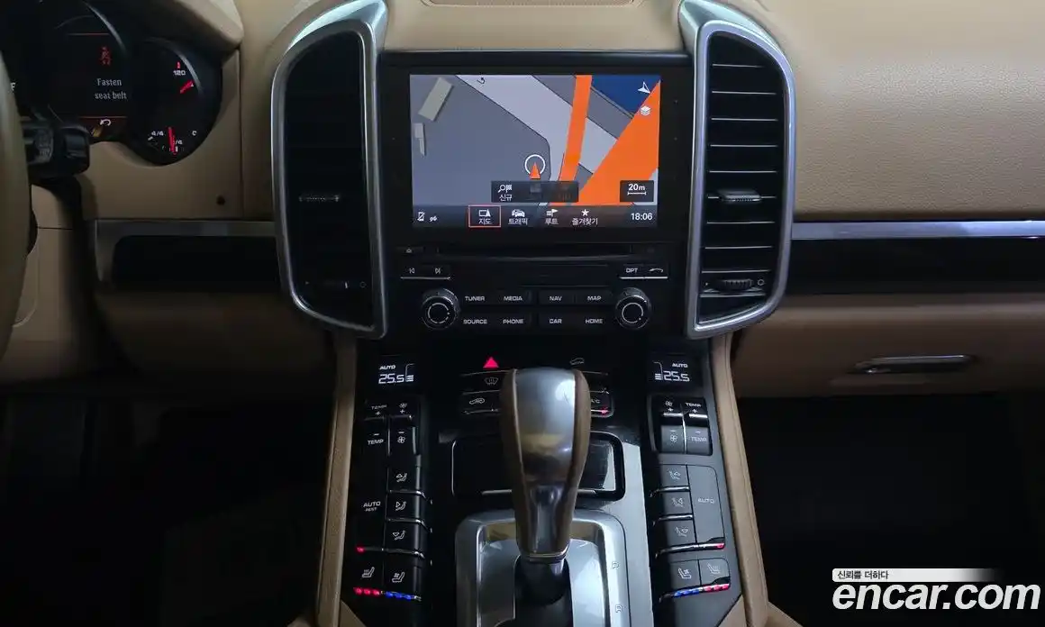 Porsche Cayenne 2017 3.0 Автомат в Москве № 165656, фото 7