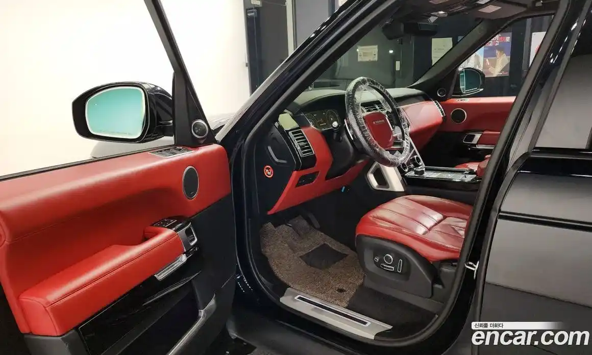 Land Rover Range-Rover 2017 4.4 Автомат в Москве № 166593, фото 17