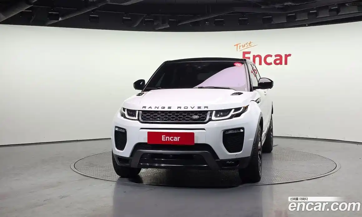 Land Rover Range-Rover Evoque 2016 2.0 Автомат в Москве № 166704, фото 14