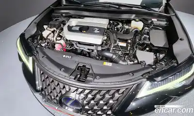 Lexus UX 2021 2.0 Автомат в Москве № 168177, миниатюра 2