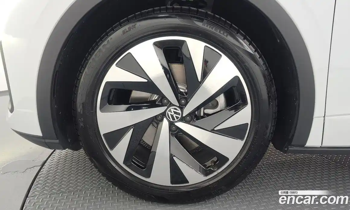 Volkswagen ID.5 2025 0.2 Автомат в Москве № 168378, фото 4