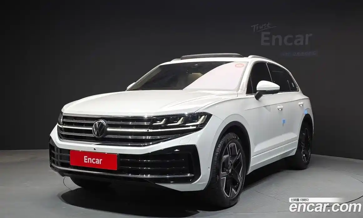 Volkswagen Touareg 2024 3.0 Автомат в Москве № 168501, фото 18