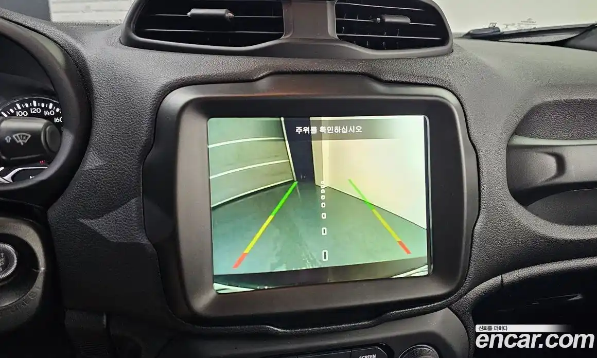 Jeep Renegade 2022 1.3 Автомат в Москве № 169381, фото 4