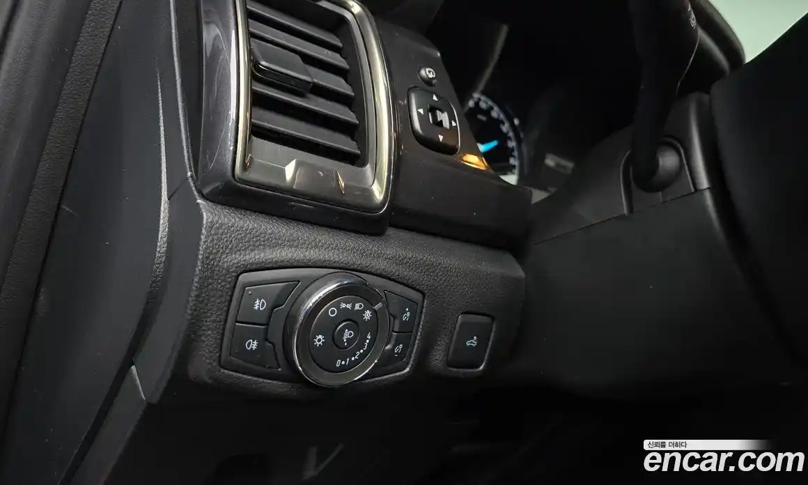 Ford Ranger 2021 2.0 Автомат в Москве № 170772, фото 8