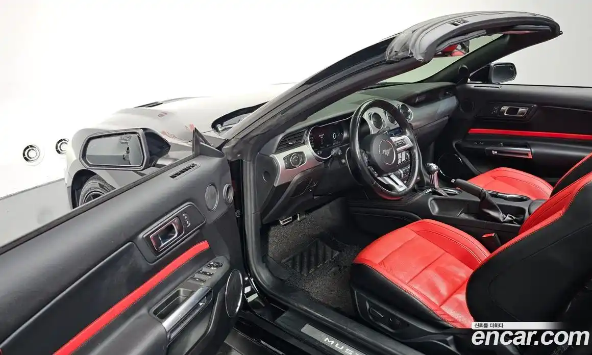 Ford Mustang 2023 2.3 Автомат в Москве № 170782, фото 3