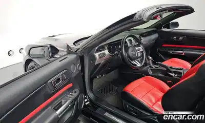 Ford Mustang 2023 2.3 Автомат в Москве № 170782, миниатюра 3