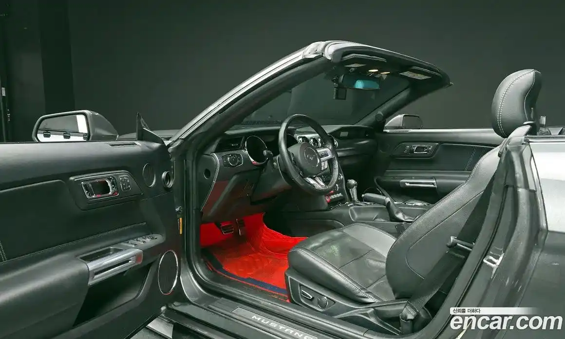 Ford Mustang 2017 2.3 Автомат в Москве № 170921, фото 13