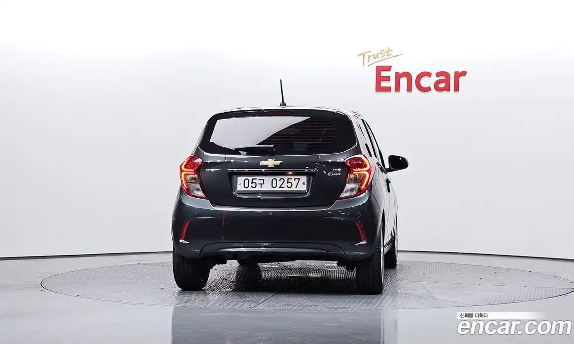 Chevrolet Spark 2017 1.0 Автомат в Москве № 174564, фото 12