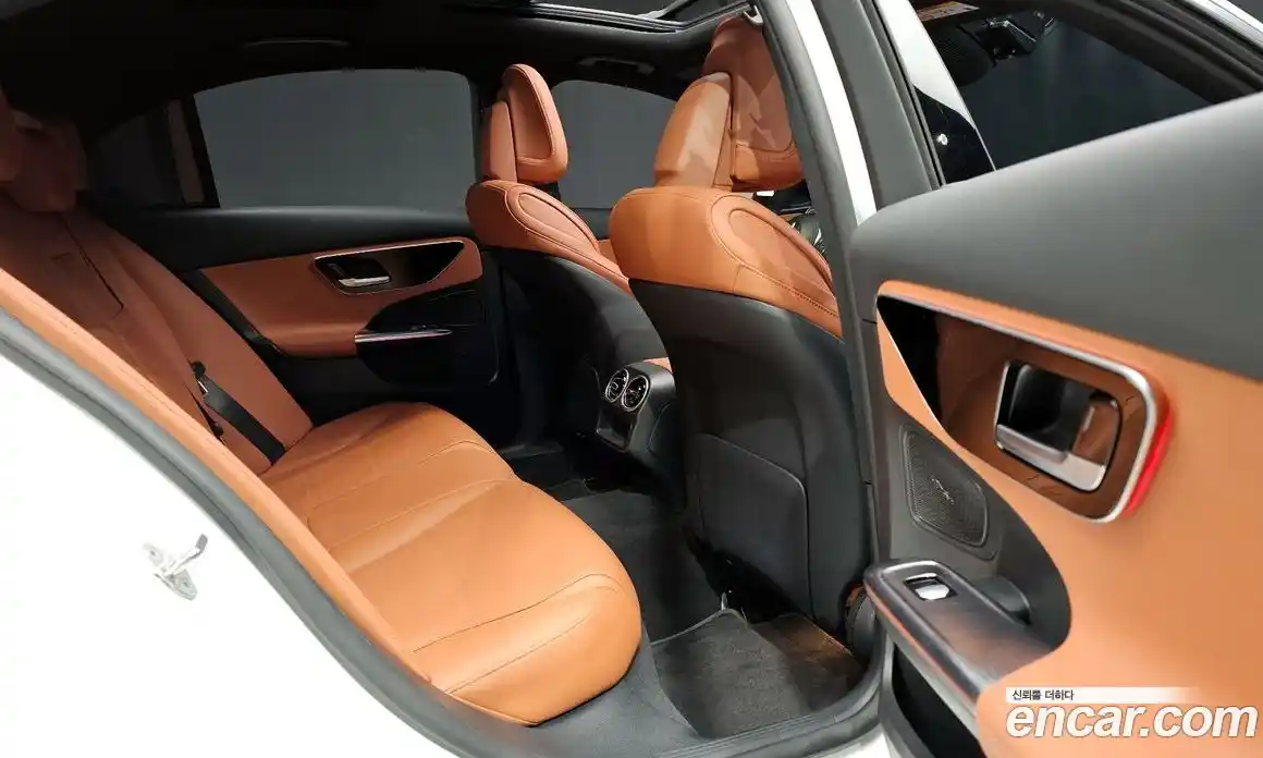 Mercedes-Benz C-Class 2023 2.0 Автомат в Москве № 176517, фото 14